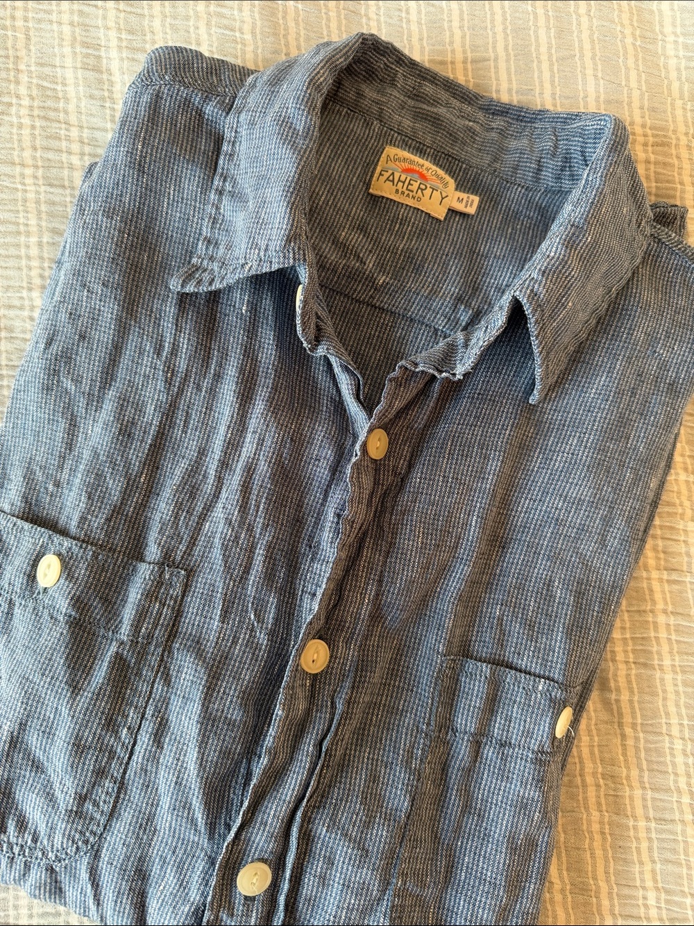 Faherty 100% Linen Men’s M Soft Blue Button Down Shirt